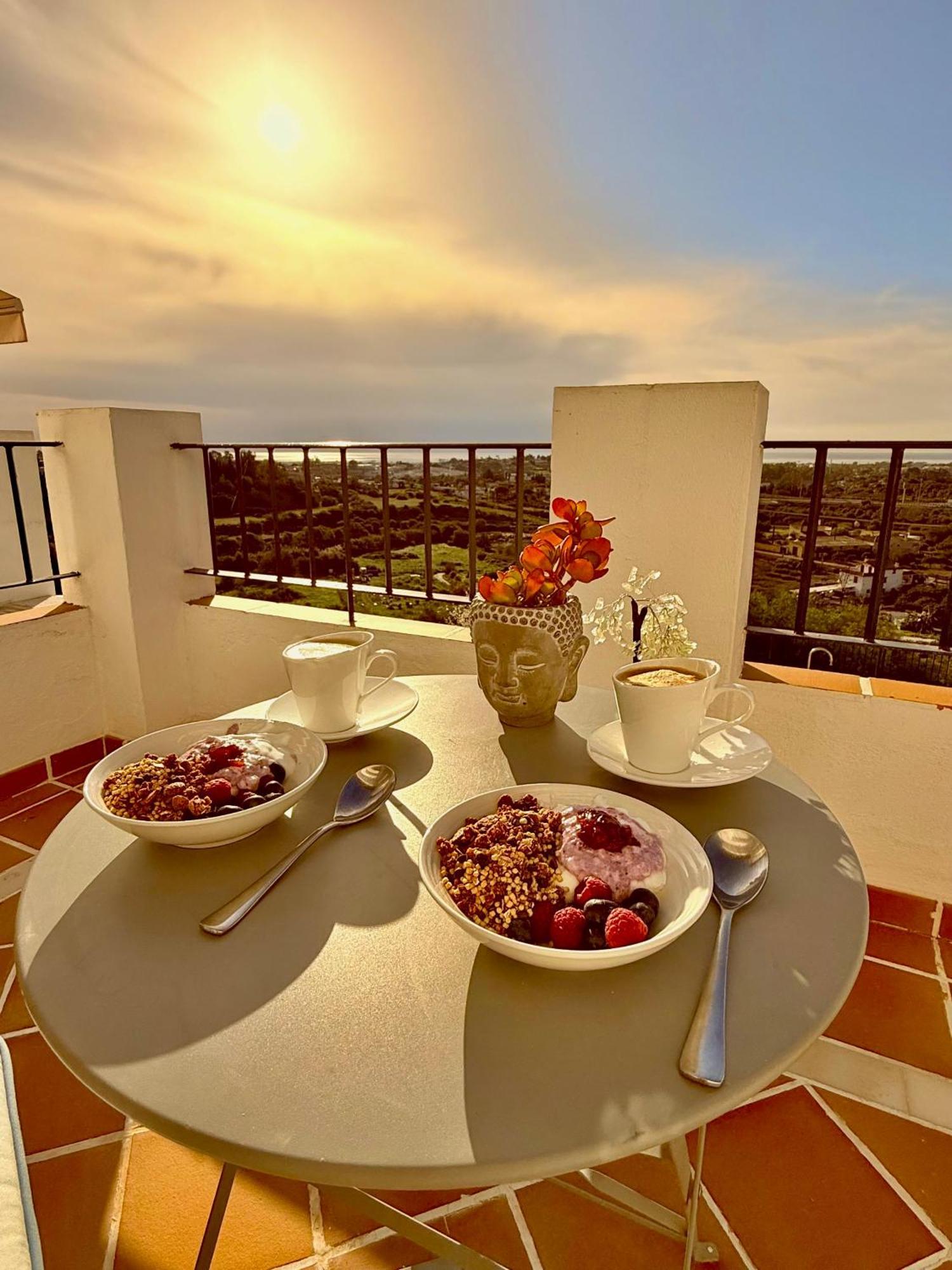 Calm Escape Hotel San Pedro de Alcántara Buitenkant foto